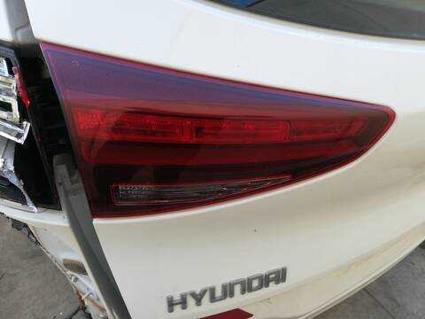 Piloto Portón Izquierdo Hyundai Tucson D4FE