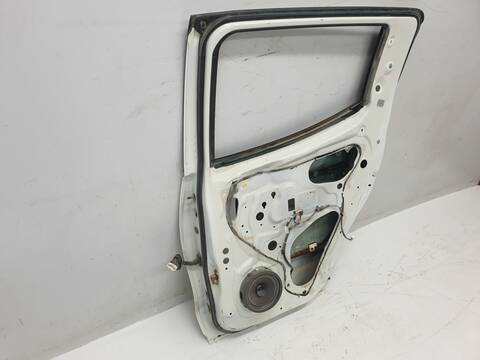 Foto 2ª: Puerta Trasera Derecha Mitsubishi L200 BASIS DOPPELKABINE 4WD