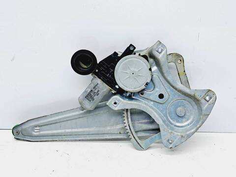 Elevalunas Manual Trasero Derecho Toyota Auris 1.6 16V CAT 124CV 91KW