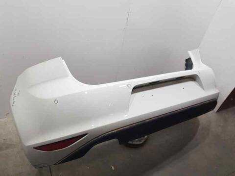 Foto 3ª: Paragolpes Trasero Volkswagen Golf ADVANCE BLUEMOTION 125CV 92KW [CZCA] (2016)