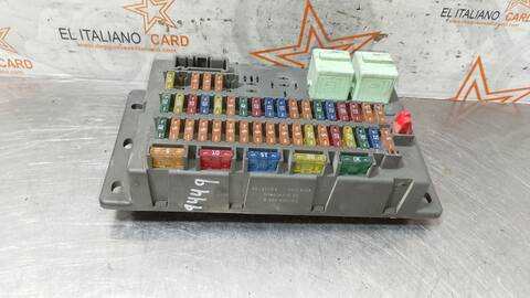Foto 3ª: Caja Reles Fusibles Bmw Mini COOPER 116CV 85KW [W10B16A] (2004)