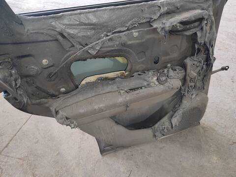 Foto 2ª: Puerta Trasera Izquierda Renault Captur VERSION INDEFINIDA (2022)