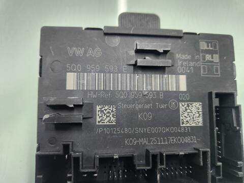 Foto 3ª: Centralita Motor ECU Volkswagen Touran ADVANCE BMT 116CV 85KW [DGDA] (2018)