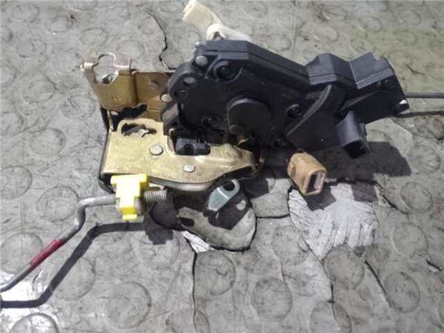 Foto 3ª: Cerradura Puerta Delantera Derecha Ford Windstar 3.0 BÁSICO (1999- ) [3.0 LTR. - 108 KW V6 CAT]