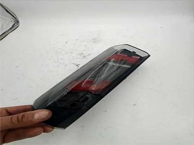 Foto 2ª: Piloto Portón Derecho Peugeot 2008 1.5 ALLURE [1.5 LTR. - 81 KW BLUE-HDI FAP] [YHS / DV5RCE]