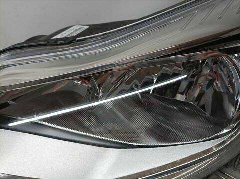 Foto 2ª: Faro Izquierdo Ford Focus TITANIUM 115CV 85KW [T1DB] (2011)