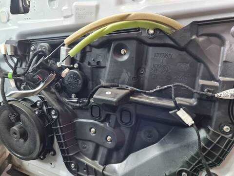 Elevalunas Eléctrico Delantero Derecho Mazda CX5 LUXURY 4WD