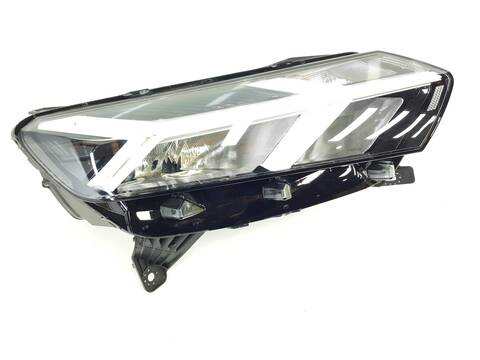 Faro Derecho Dacia Sandero STEPWAY EXTREME GO