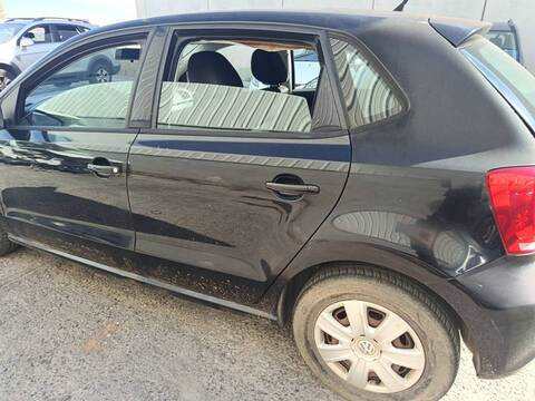 Puerta Trasera Izquierda Volkswagen Polo CAYA