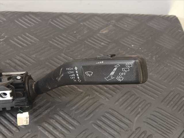 Foto 3ª: Mando Multifuncion Volkswagen Golf 2.0 TDI 150CV (2010)