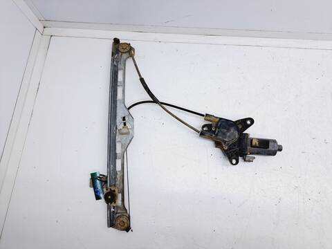 Foto 4ª: Elevalunas Eléctrico Delantero Derecho Peugeot 306 BOULEBARD BERLINA 90CV 66KW [RHY] (2001)