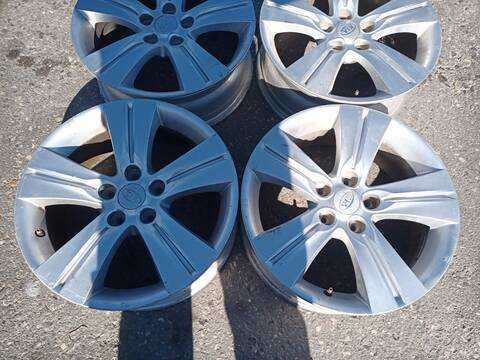 Foto 2ª: Juego LLantas Kia Sportage 184CV 135KW (2010)