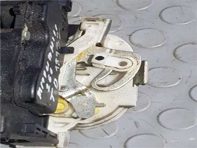 Foto 2ª: Cerradura Puerta Trasera Derecha Mitsubishi Lancer 2.0 INSTYLE [2.0 LTR. - 103 KW DI-D CAT] [BWC]