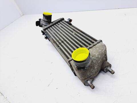Foto 2ª: Intercooler Hyundai i30 2.0 CRDI CAT 140CV 103KW [D4EA] (2008)