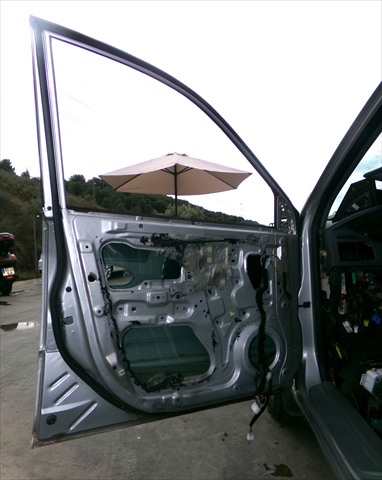 Foto 2ª: Puerta Delantera Izquierda Kia Carens 2.0 CRDI 2003-2006 [D4EA] (2004)