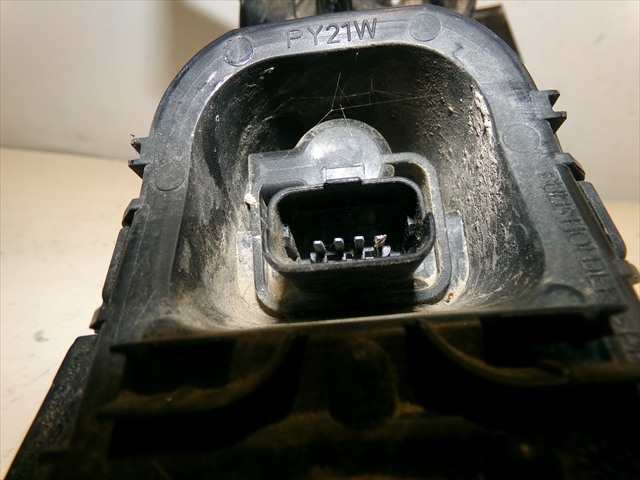 Foto 4ª: Piloto Trasero Derecho Renault Clio 1.5 DCI CLIO IV 2013-2016 [K9KC6] (2014)