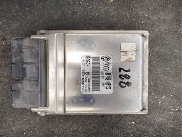 Centralita Motor ECU Volkswagen Passat BERLINA