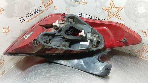 Foto 3ª: Piloto Trasero Derecho Peugeot 308 CONFORT 109CV 80KW [9HX O 9H01] (2009)