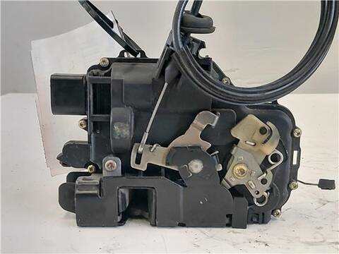 Foto 2ª: Cerradura Puerta Delantera Derecha Volkswagen Golf 1.9 TDI BERLINA 130CV 96KW [ASZ] (2001)