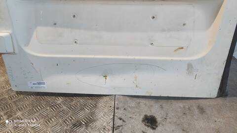 Foto 4ª: Puerta Trasera Izquierda Volkswagen Lt LT 35 CAJA CERRADA - TECHO ELEVADO 109CV 80KW [AVR] (2004)