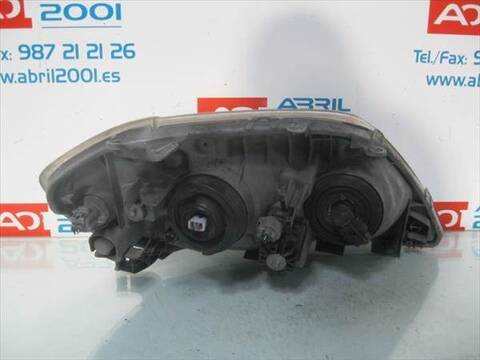 Foto 2ª: Faro Izquierdo Toyota Corolla 2.0 D-4D 90CV 66KW [1CD-FTV] (2003)