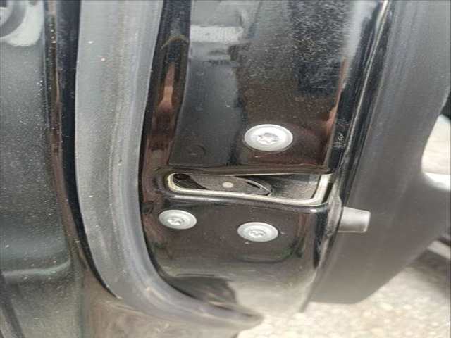 Cerradura Puerta Delantera Izquierda Toyota Prius PLUG-IN HYBRID ADVANCE 136CV 100KW