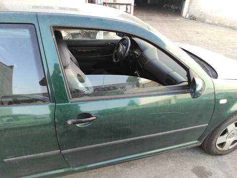 Puerta Delantera Derecha Volkswagen Golf AEH BERLINA
