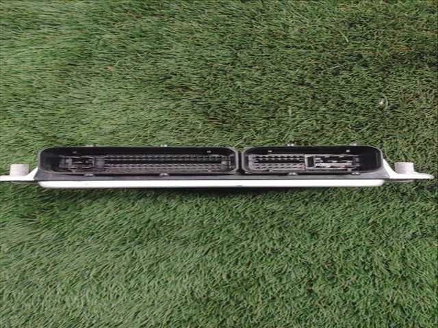Foto 2ª: Centralita Motor ECU Volkswagen Passat V6 TDI HIGHLINE 150CV 110KW (2000)
