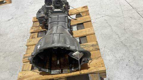 Foto 3ª: Caja Cambios Isuzu Trooper 2.8 TD 97CV 71KW (1983)