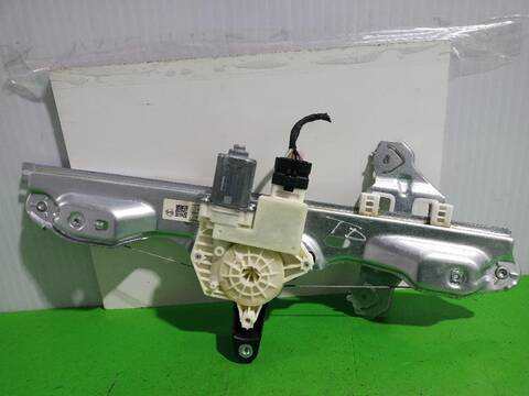 Foto 2ª: Elevalunas Manual Trasero Derecho Nissan Qashqai ACENTA 116CV [HRA2DDT] (2013)