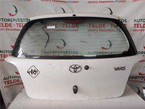 Portón Toyota Yaris 1.3