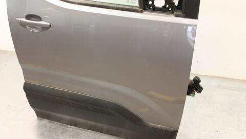 Foto 2ª: Puerta Delantera Derecha Peugeot Rifter 1.5 BLUEHDI 130 131CV 96KW [YHP (DV5RC),YHZ (DV5RC)] (2020)