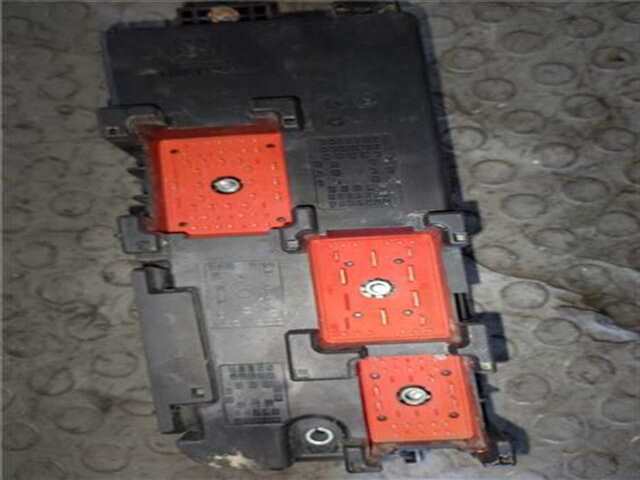 Foto 2ª: Caja Reles Fusibles Saab 9-3 1.9 TTID BERLINA (2003-_) [Z 19 DTR]