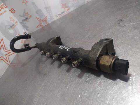 Foto 2ª: Rampa Inyectora Nissan X-Trail COMFORT 114CV 84KW T30) [D-YD22] (2002)