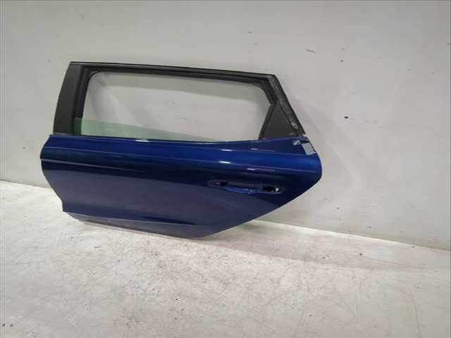 Foto 2ª: Puerta Trasera Izquierda Seat Ibiza STYLE 95CV [DLAC] (2017)