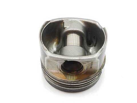Foto 3ª: Pistones Volvo V40 2.0 D 150CV [D5204T6] (2012)