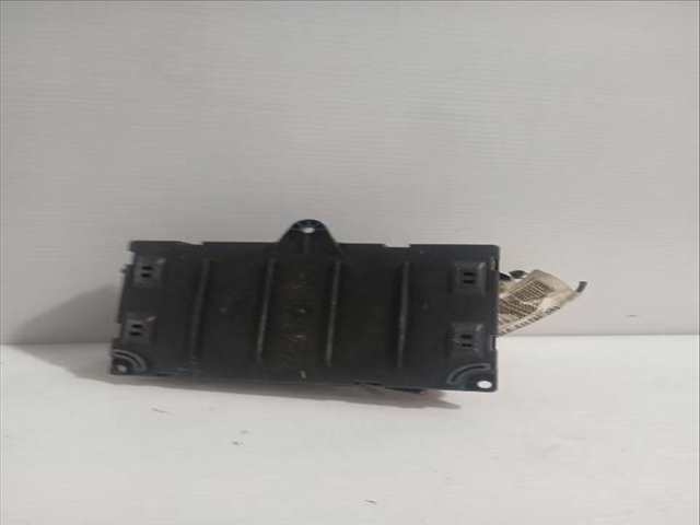 Caja Reles Fusibles Peugeot 407 2.0 HDI 135 6DRHRH 6DRHRE 6DRHRG 6DRHRJ) 136CV