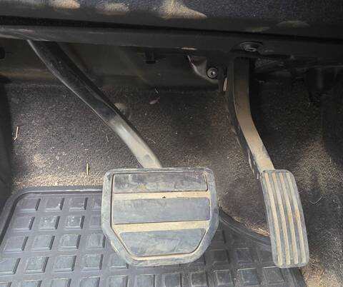 Foto 2ª: Pedal Acelerador Land Rover Discovery TDV6 S 190CV 140KW (2009)