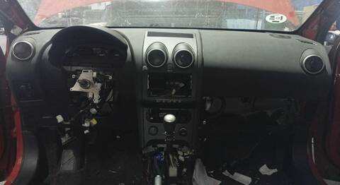 Salpicadero Nissan Qashqai 1.5 DCI TD CAT 106CV 78KW