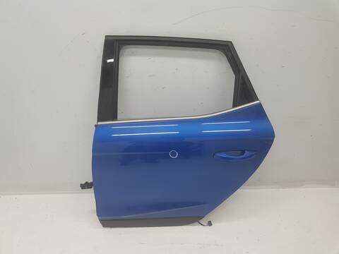Puerta Trasera Izquierda Seat Arona FR