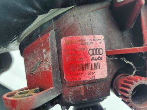 Foto 3ª: Faro Antiniebla Delantero Derecho Audi A1 ATTRACTION 90CV 66KW [CAYB] (2014)