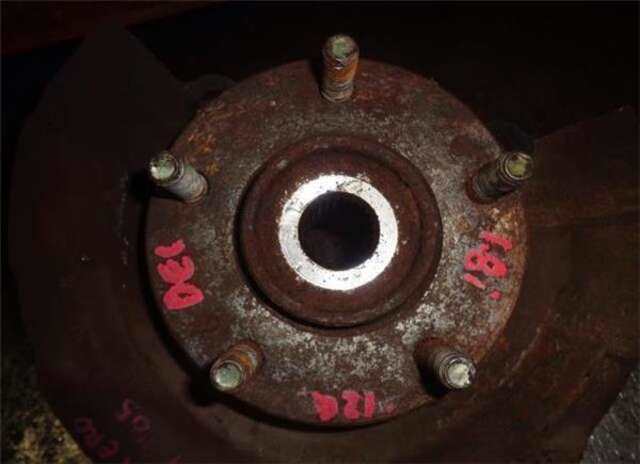 Mangueta Delantera Izquierda Mitsubishi Montero 1.8 GDI
