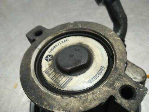 Foto 3ª: Bomba de Direccion Jeep Cherokee 2.8 CRD LIMITED 163CV 120KW [D30C] (2005)