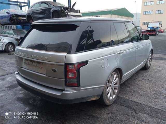 Foto 2ª: Paragolpes Trasero Land Rover Range 3.0 AUTOBIOGRAPHY [3.0 LTR. - 190 KW TD V6 CAT] [306DT]