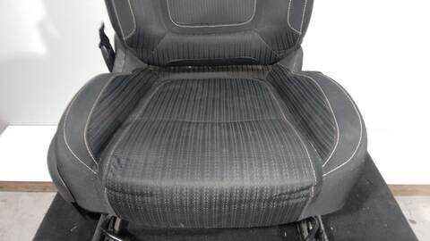 Foto 2ª: Asiento Delantero Derecho Renault Megane 1.2 TCE 130 B9MR) HATCHBACK 130CV 97KW IV HATCHBACK B9A/M/N_) [H5F 408]