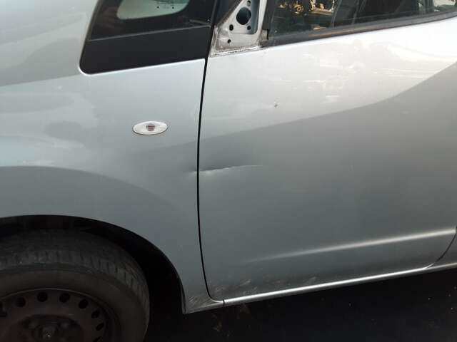 Foto 2ª: Puerta Delantera Izquierda Nissan NV200 1.5 DCI 85-88-90CV [K9K 400] (2011)