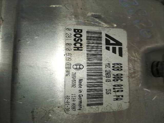 Foto 2ª: Centralita Motor ECU Ford Galaxy AMBIENTE 116CV 85KW [AUY] (2002)