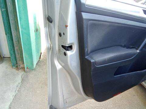 Cerradura Puerta Delantera Izquierda Volkswagen Golf 1.6 TDI 110CV 81KW
