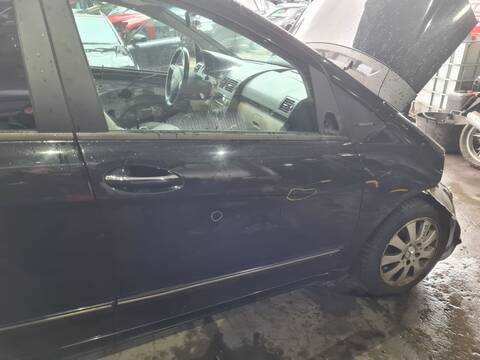 Puerta Delantera Derecha Mercedes Clase A 140 A 180 CDI 169.007) 109CV 80KW