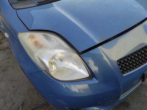 Faro Derecho Toyota Yaris 1KR